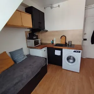  Appartement Cosy Studio Village Of Batignolles