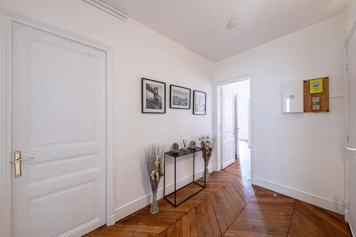 Appart Triomphe Champs Elysees Apartment Paris